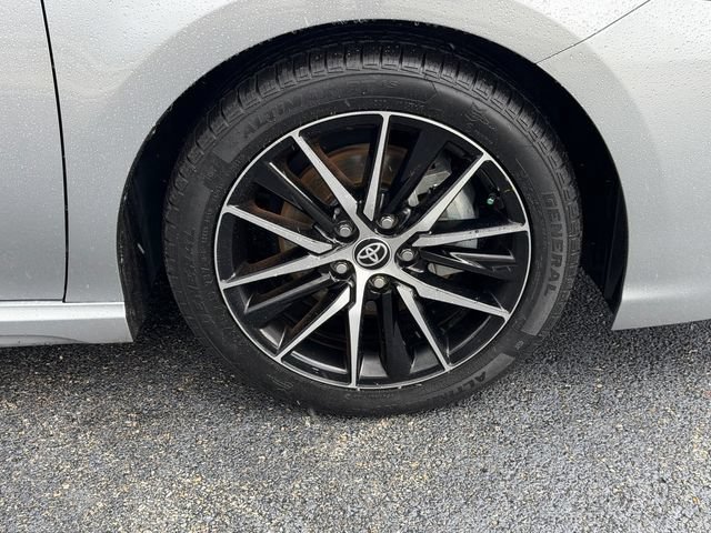 Certified 2024 Toyota Camry SE FWD image 9
