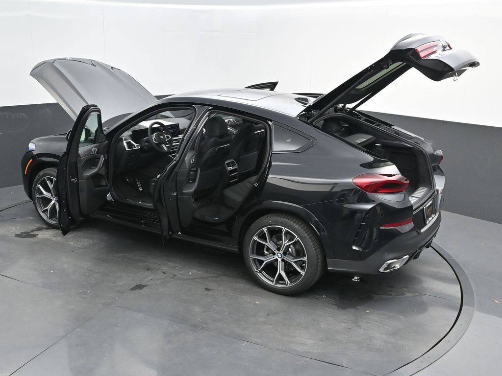 New 2026 BMW X6 xDrive40i w/ Premium Package image 58