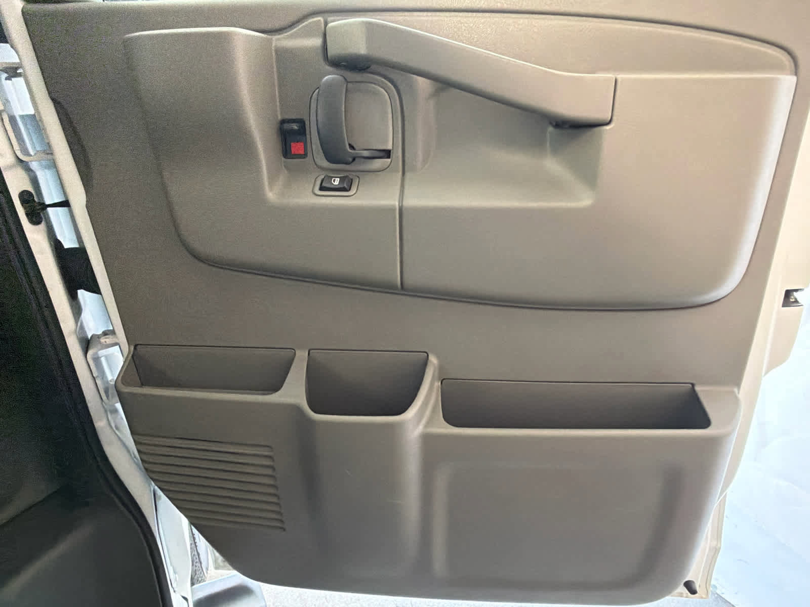 Used 2023 Chevrolet Express 3500 LS image 26