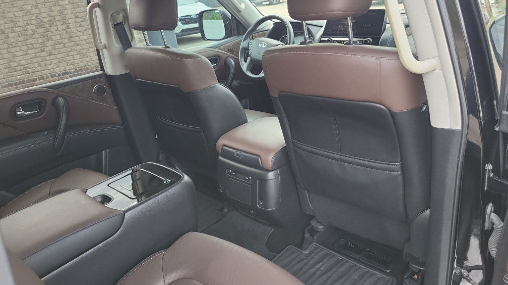 Used 2023 INFINITI QX80 Premium Select w/ All-Season Package AWD/4WD image 22