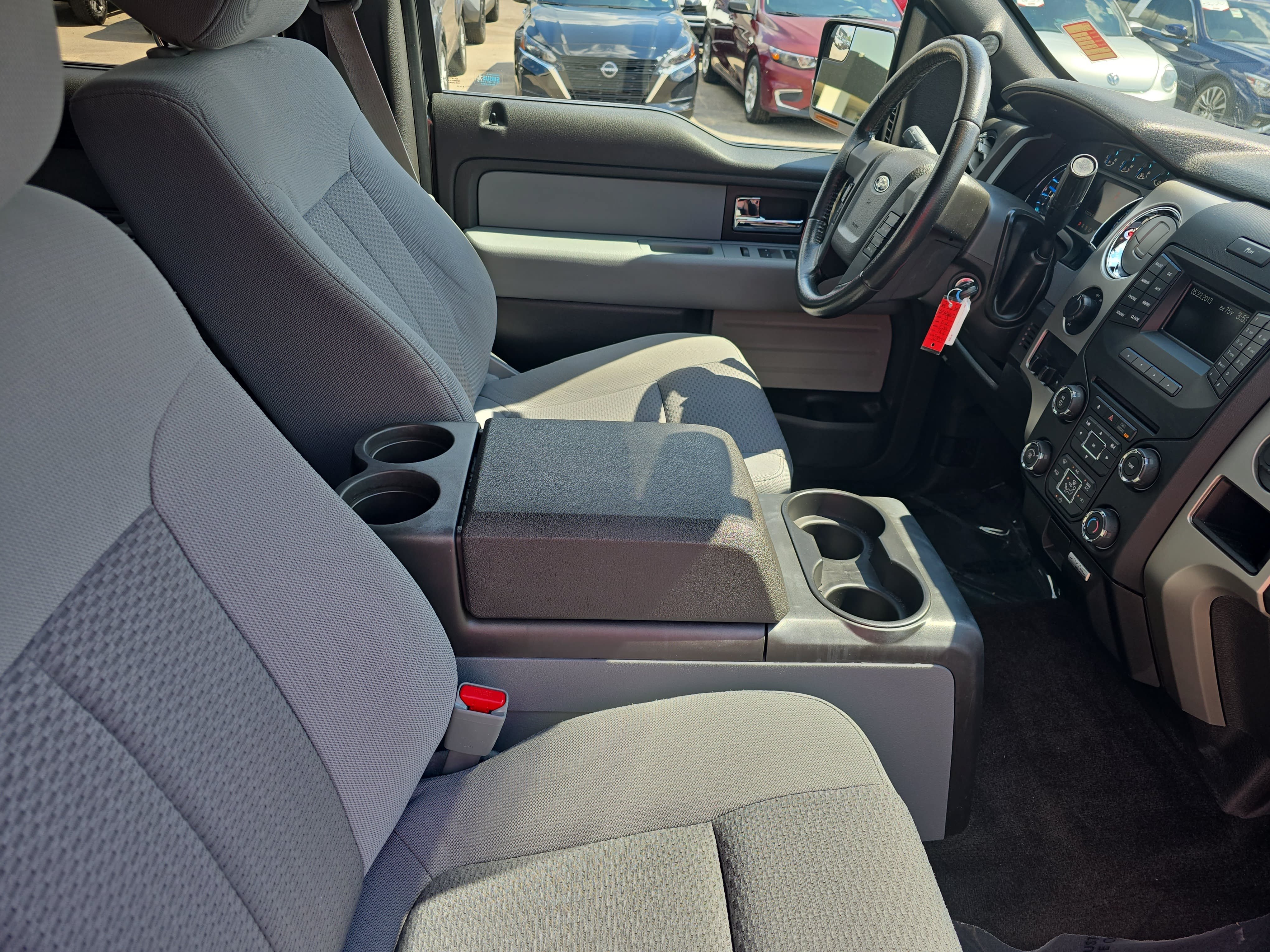 Used 2013 Ford F150 XLT w/ Luxury Equipment Group RWD image 10