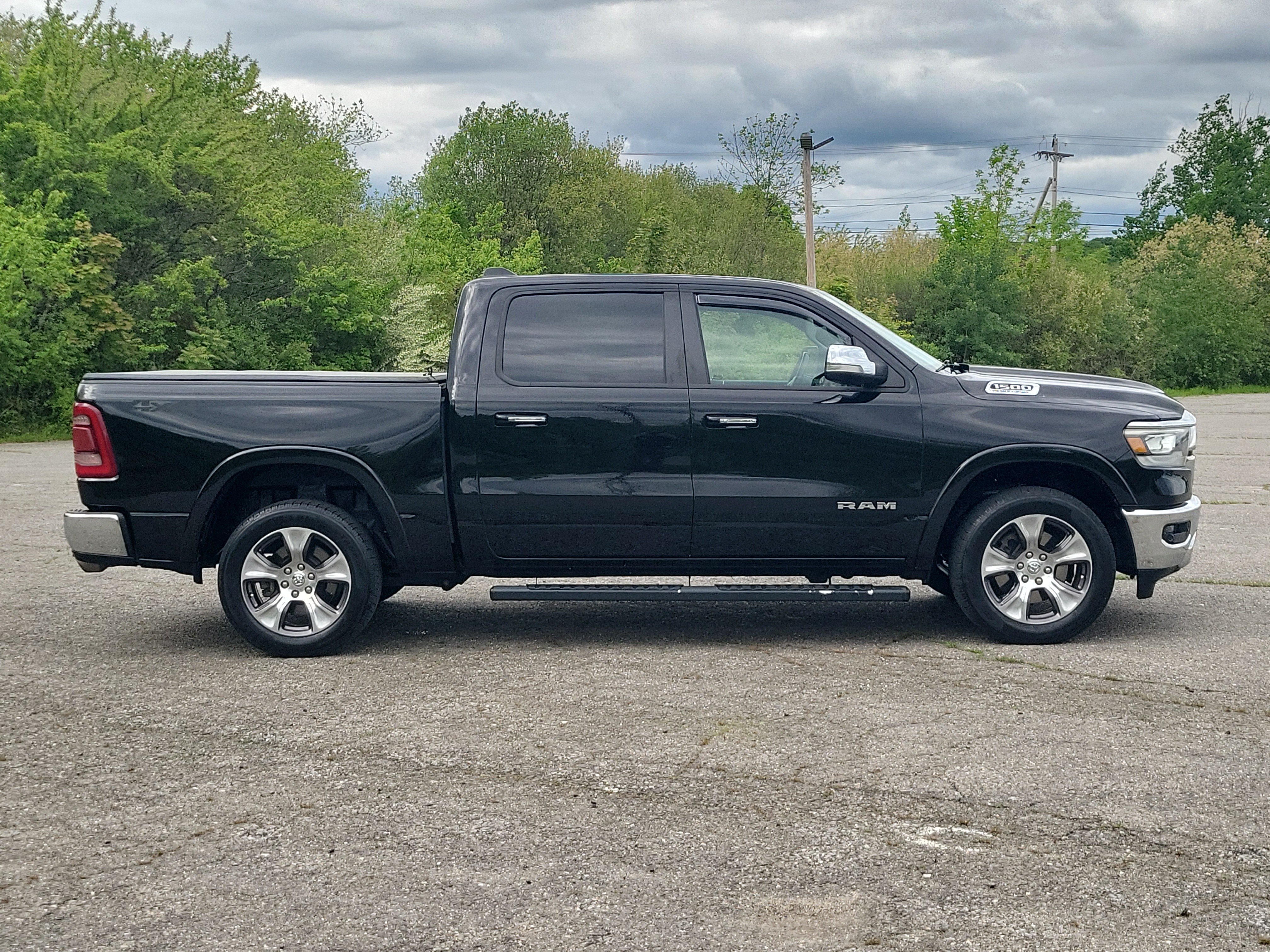 Used 2022 RAM 1500 Laramie AWD/4WD image 4