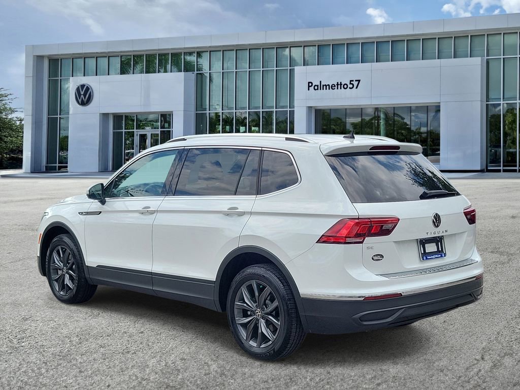 Certified 2022 Volkswagen Tiguan SE FWD image 4