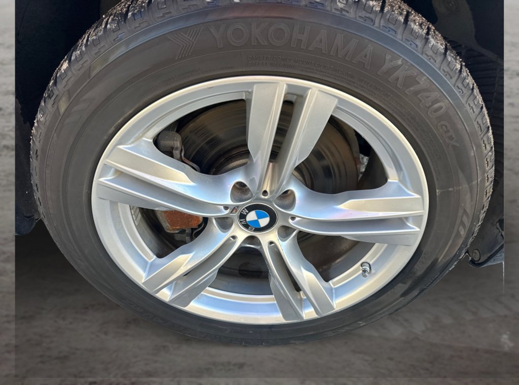 Used 2016 BMW X5 xDrive50i w/ Dynamic Handling Package AWD/4WD image 17
