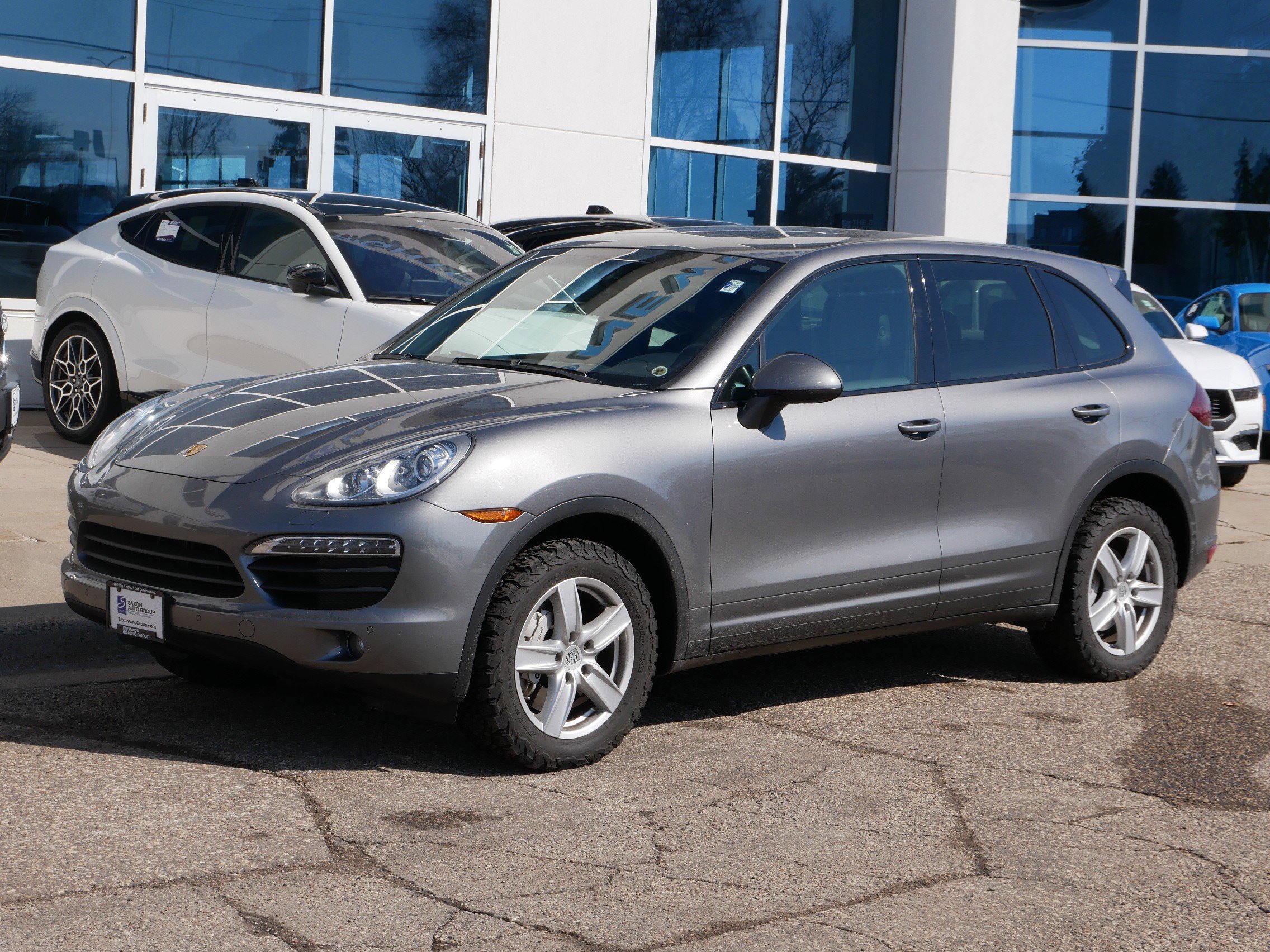 Used 2011 Porsche Cayenne S image 25