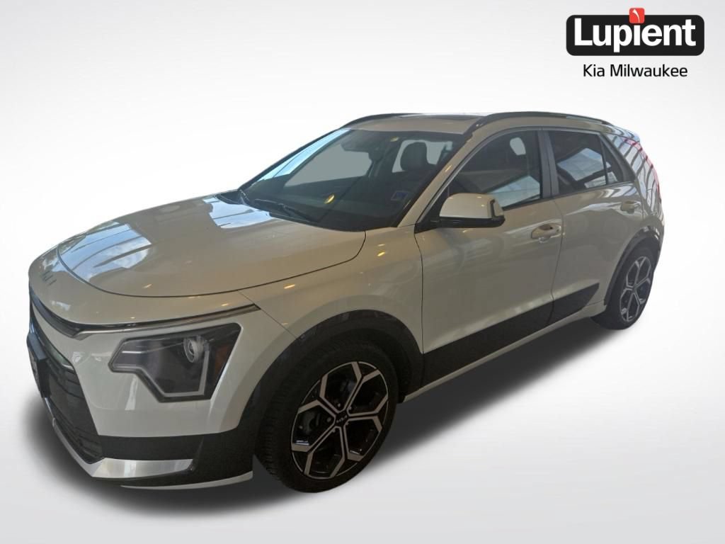 Used 2023 Kia Niro EX Touring FWD image 1