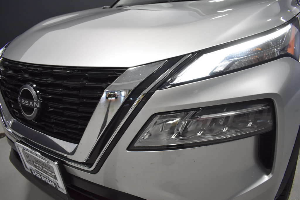 Certified 2023 Nissan Rogue SV AWD/4WD image 11