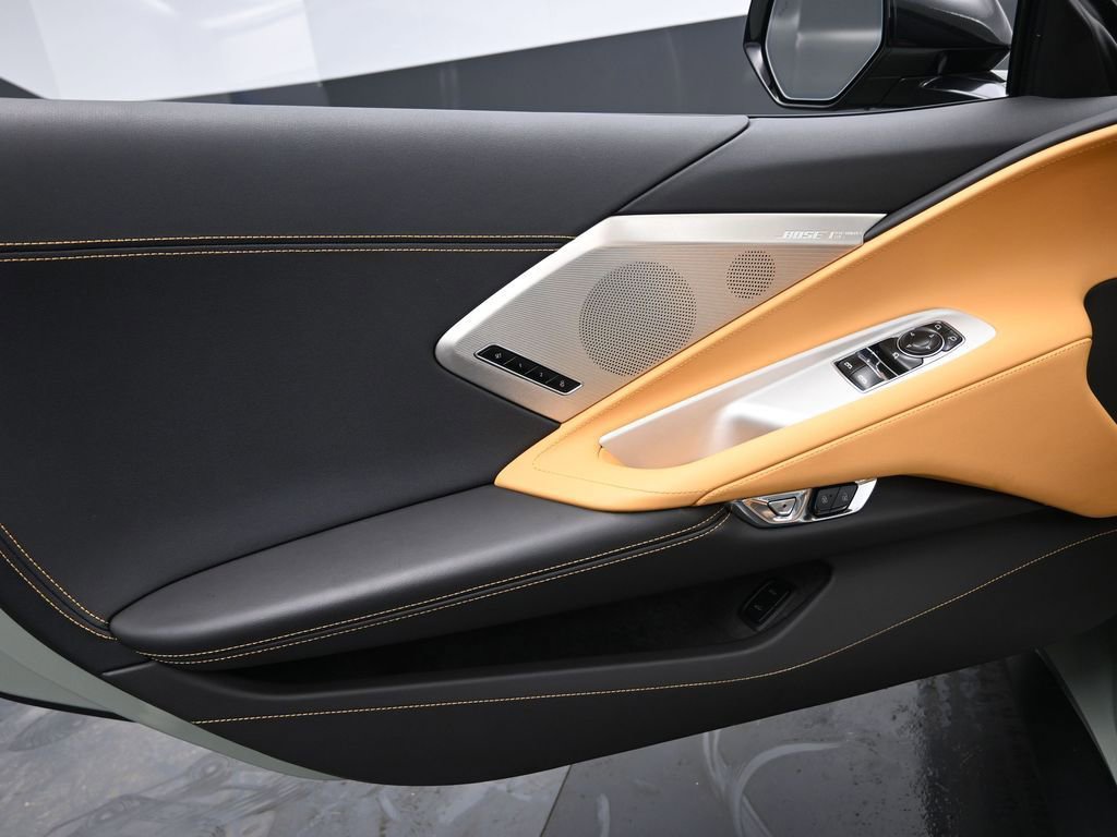 Used 2024 Chevrolet Corvette Stingray Preferred Cpe w/ 2LT image 21