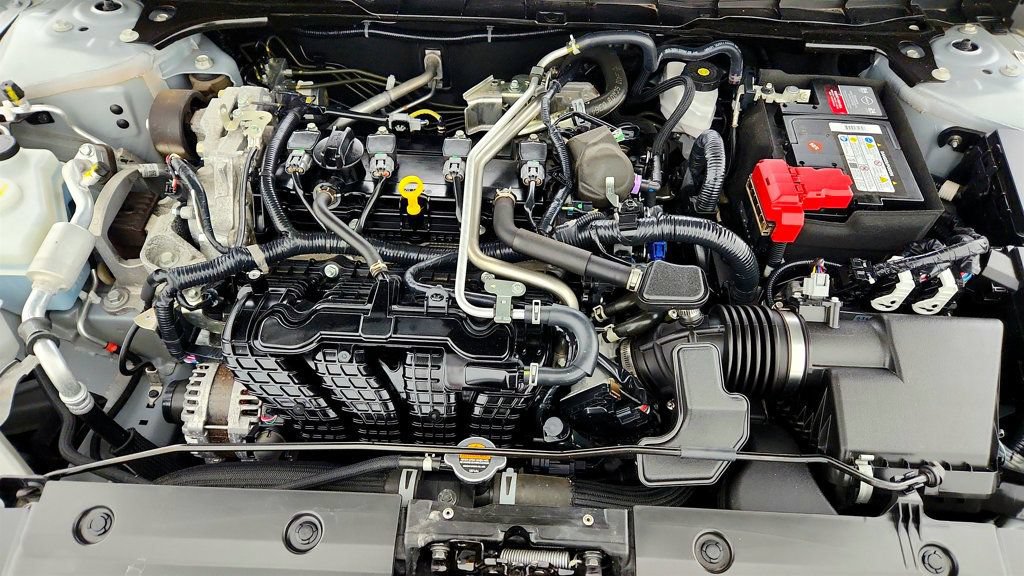 Used 2024 Nissan Altima 2.5 SR w/ SR Premium Package FWD image 27