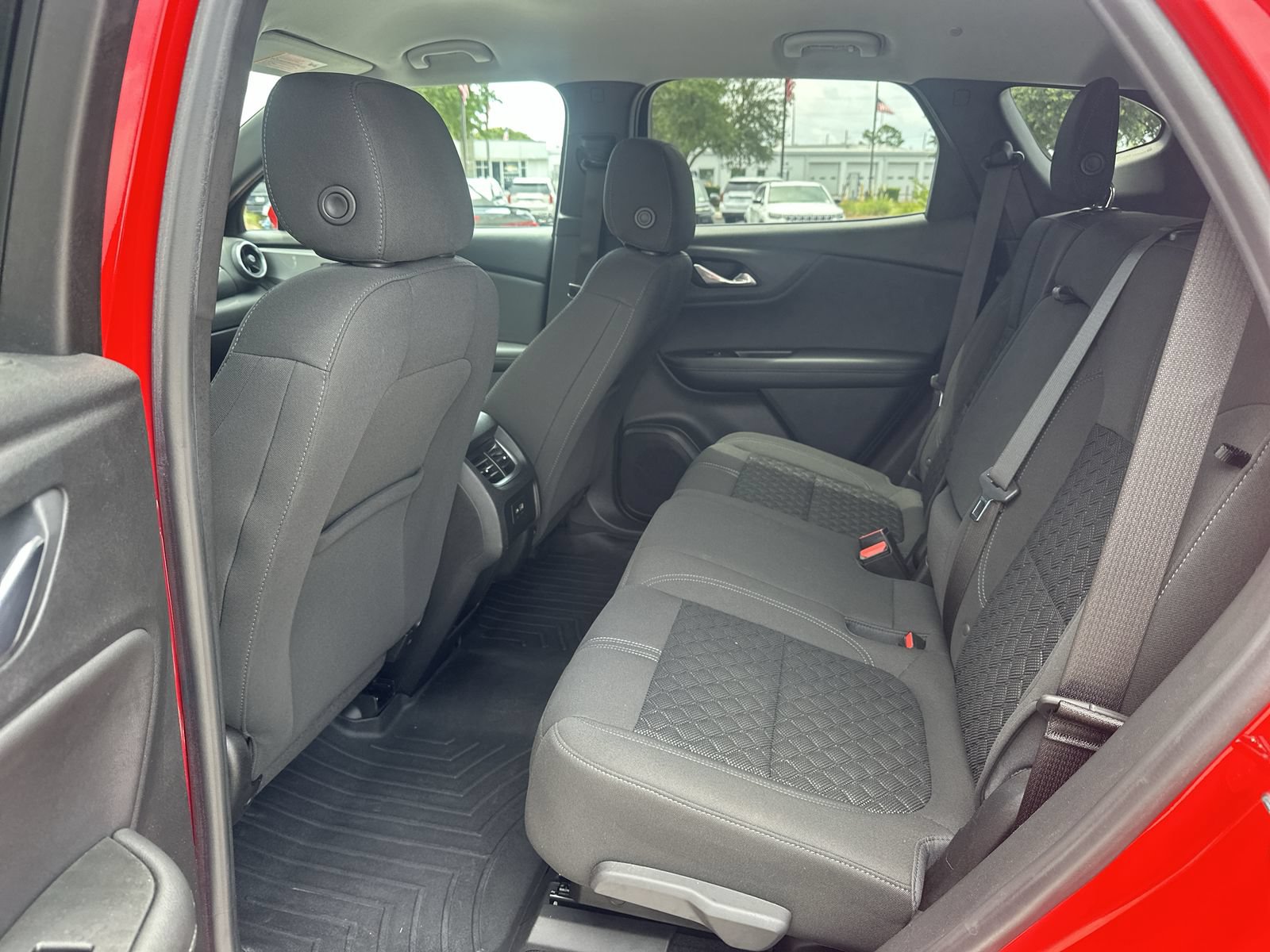 Used 2021 Chevrolet Blazer LT FWD image 31