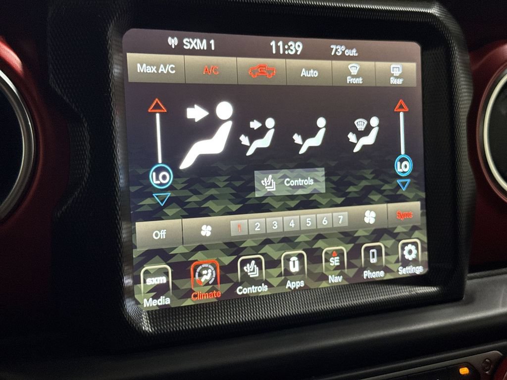 Used 2023 Jeep Gladiator Rubicon w/ LED Lighting Group AWD/4WD image 17