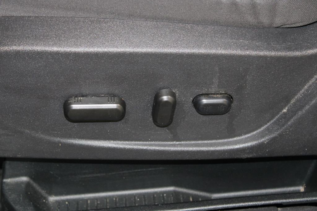 Used 2018 Ford Escape SE image 20