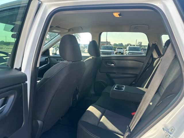 Used 2026 Nissan Rogue SV FWD image 25