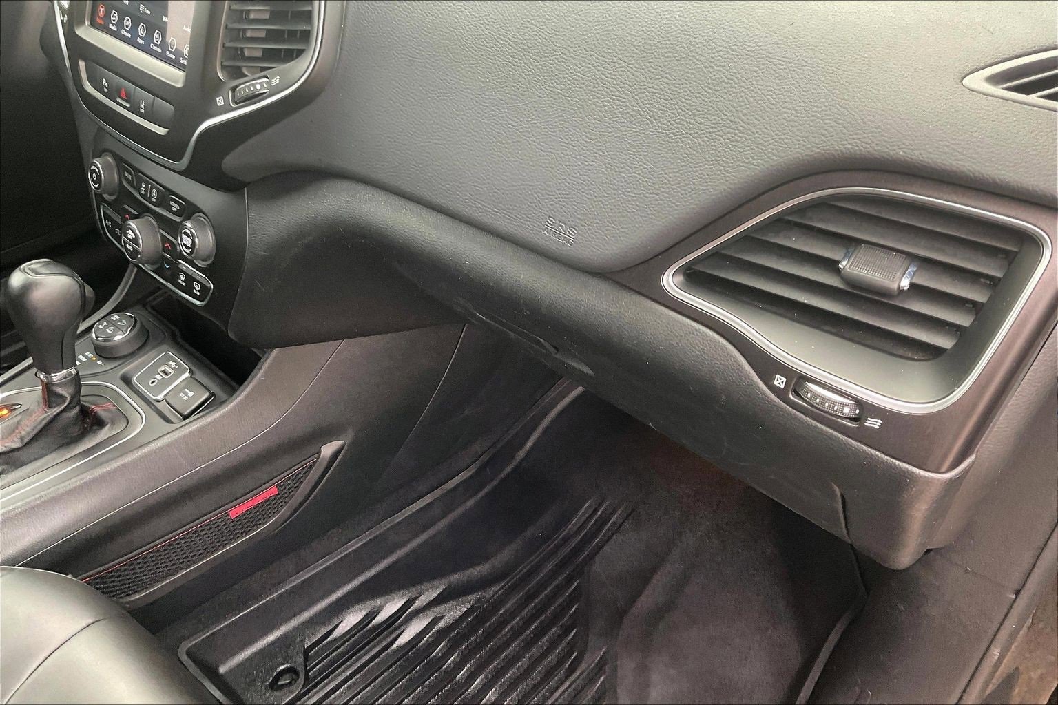 Used 2021 Jeep Cherokee Trailhawk w/ Trailer Tow Group image 19