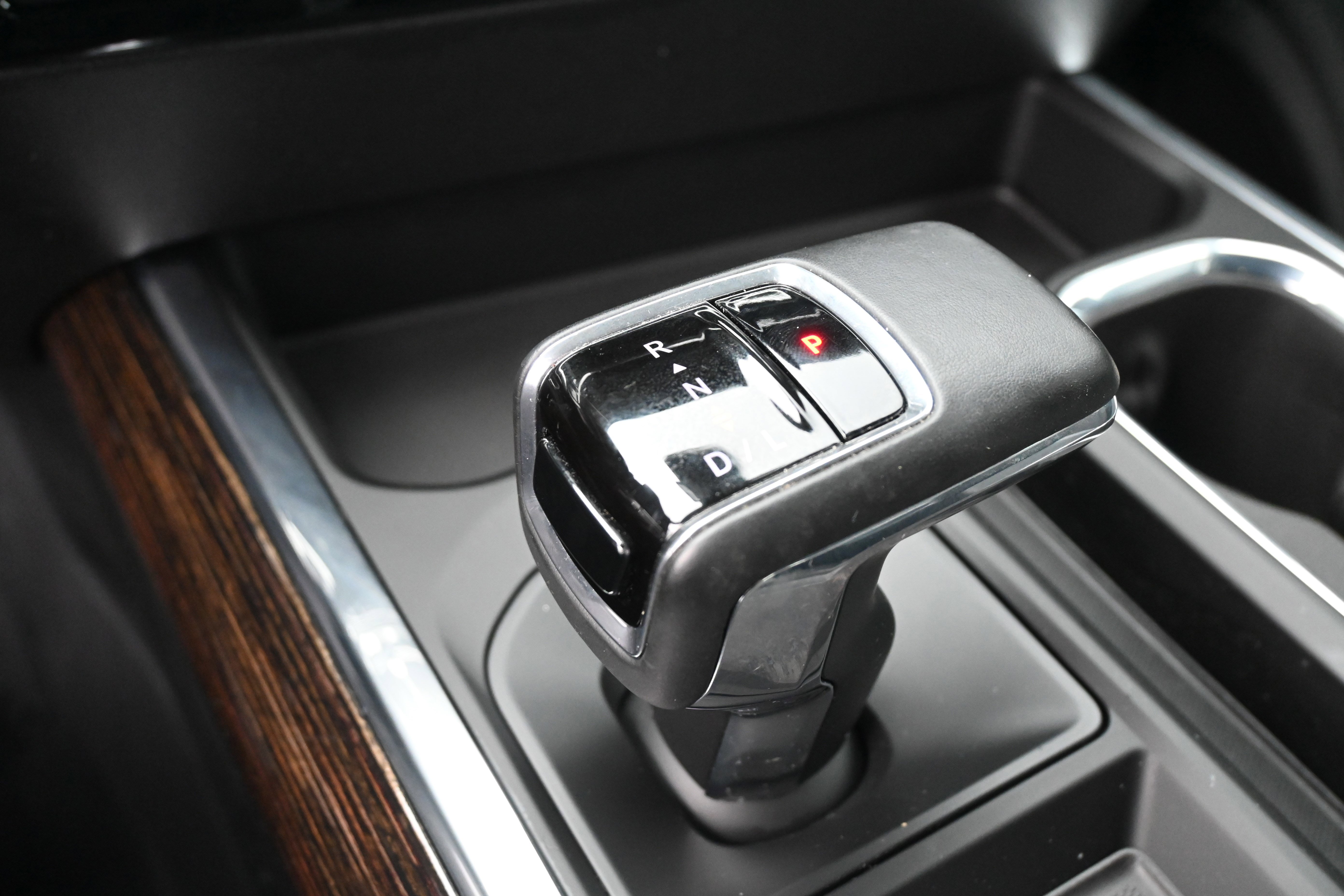 Used 2025 GMC Sierra 1500 Elevation image 26