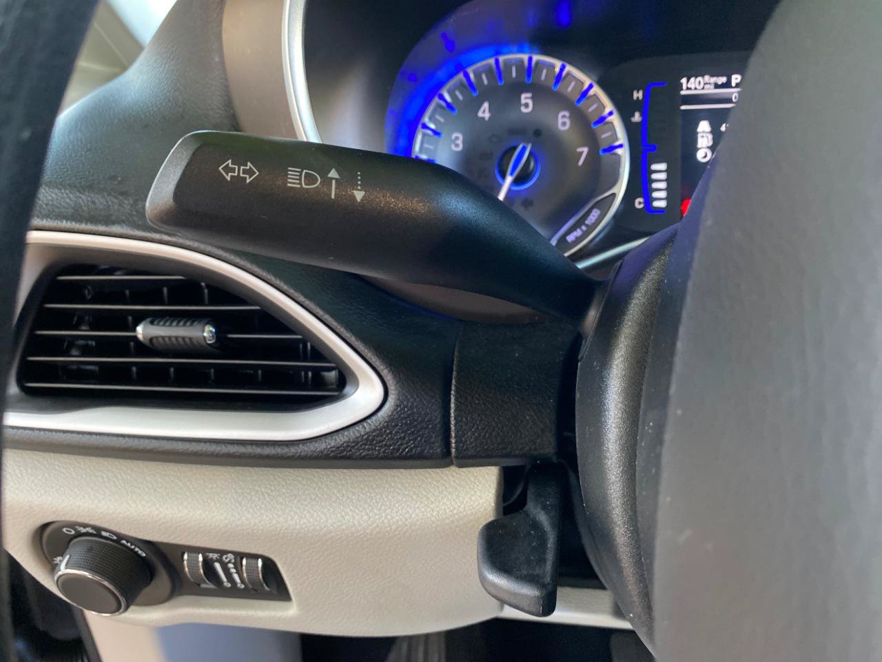 Used 2019 Chrysler Pacifica LX w/ Tire & Wheel Group FWD image 51
