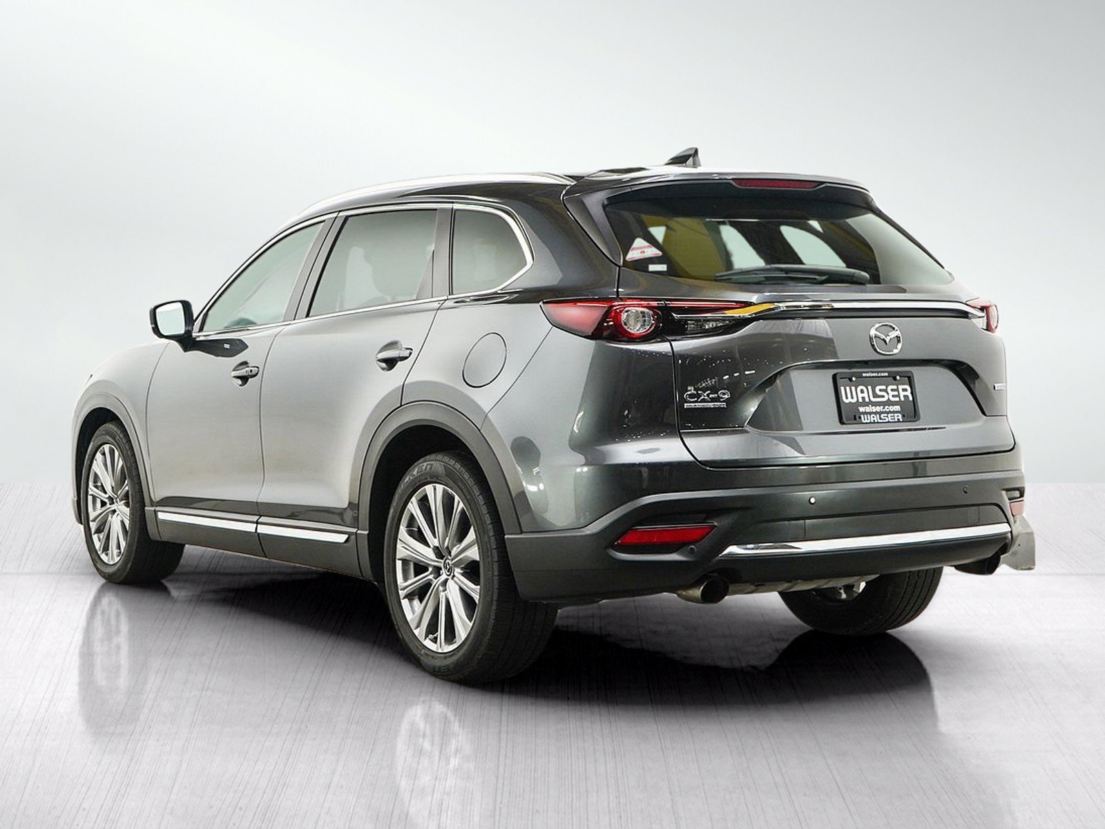 Used 2023 MAZDA CX-9 Signature AWD/4WD image 3