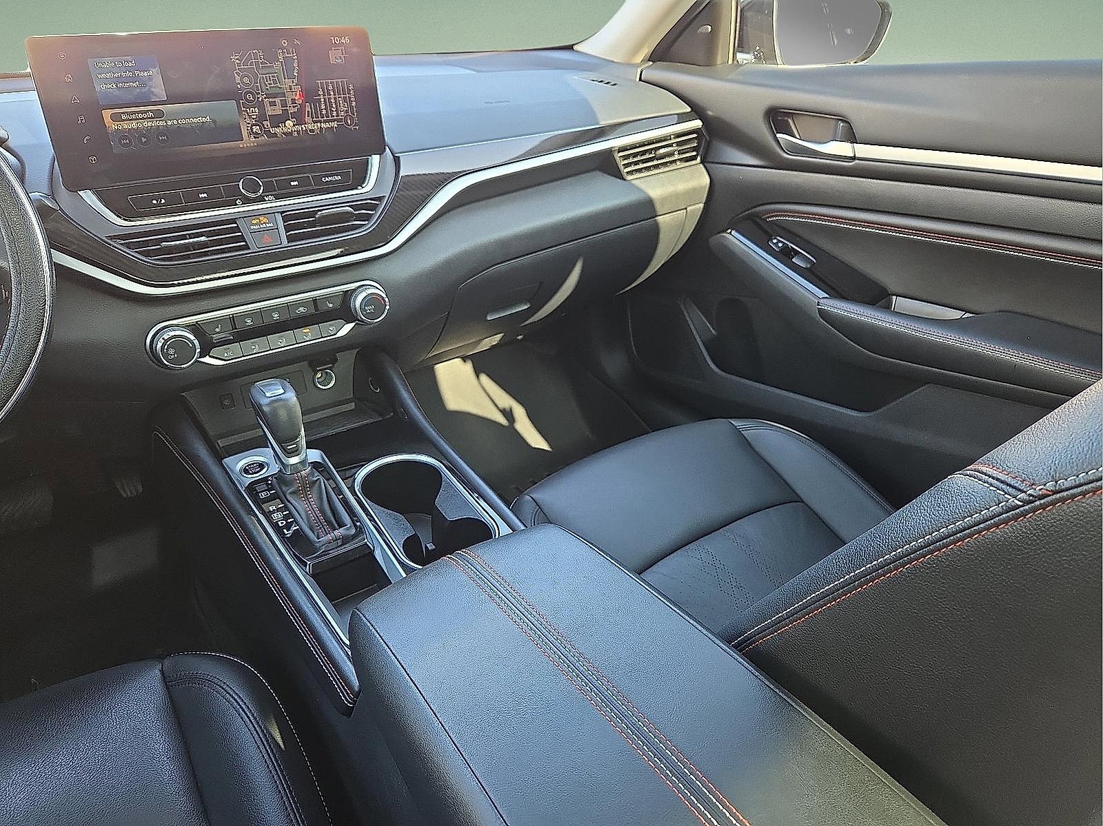 Used 2023 Nissan Altima 2.5 SR w/ SR Premium Package image 12