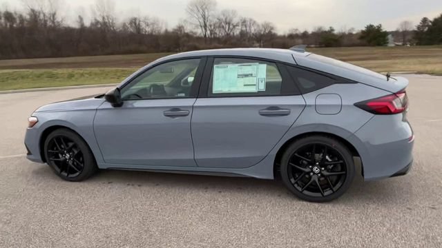 Used 2023 Honda Civic Sport image 6