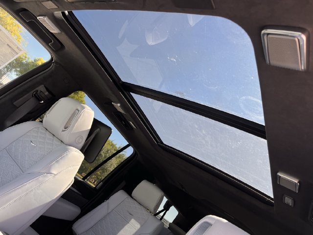 New 2027 Cadillac Escalade ESV Platinum Sport AWD/4WD image 19