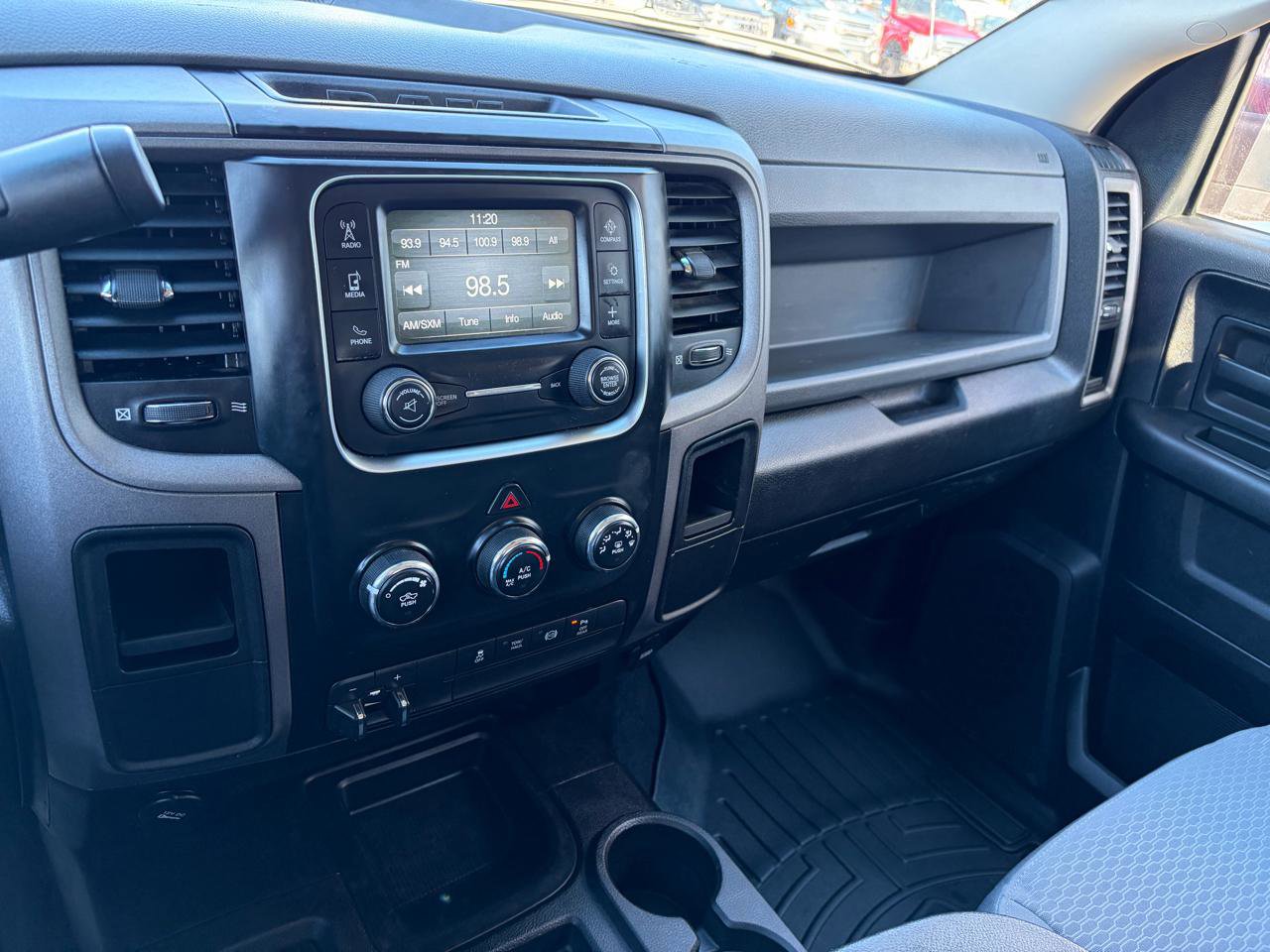 Used 2016 RAM 2500 Tradesman w/ Chrome Appearance Group image 33