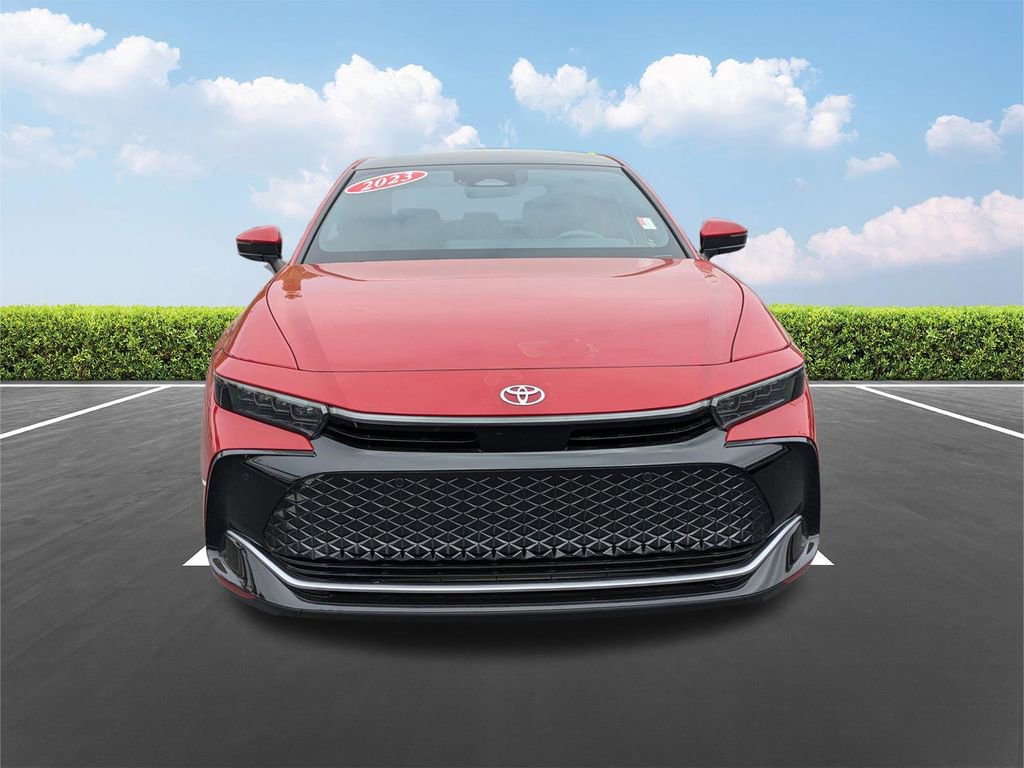 Used 2023 Toyota Crown Limited image 9