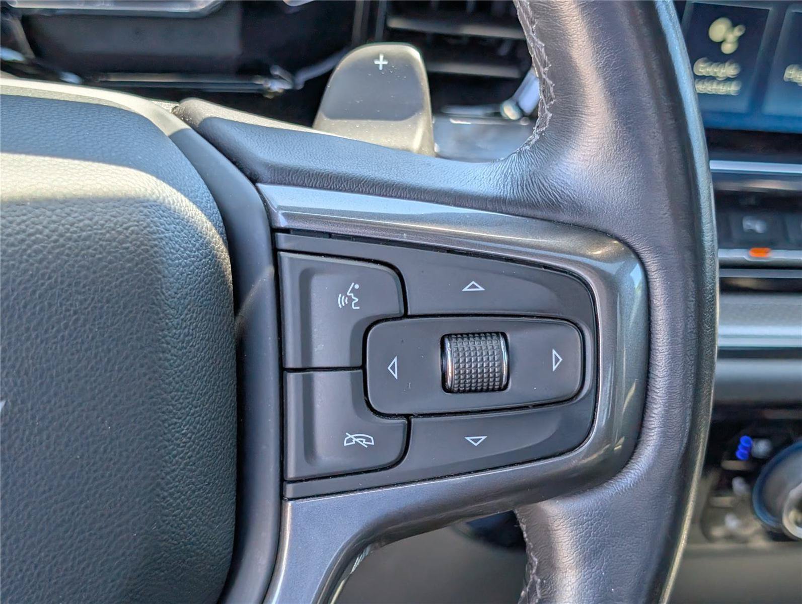 Used 2022 Chevrolet Silverado 1500 ZR2 w/ Technology Package AWD/4WD image 25