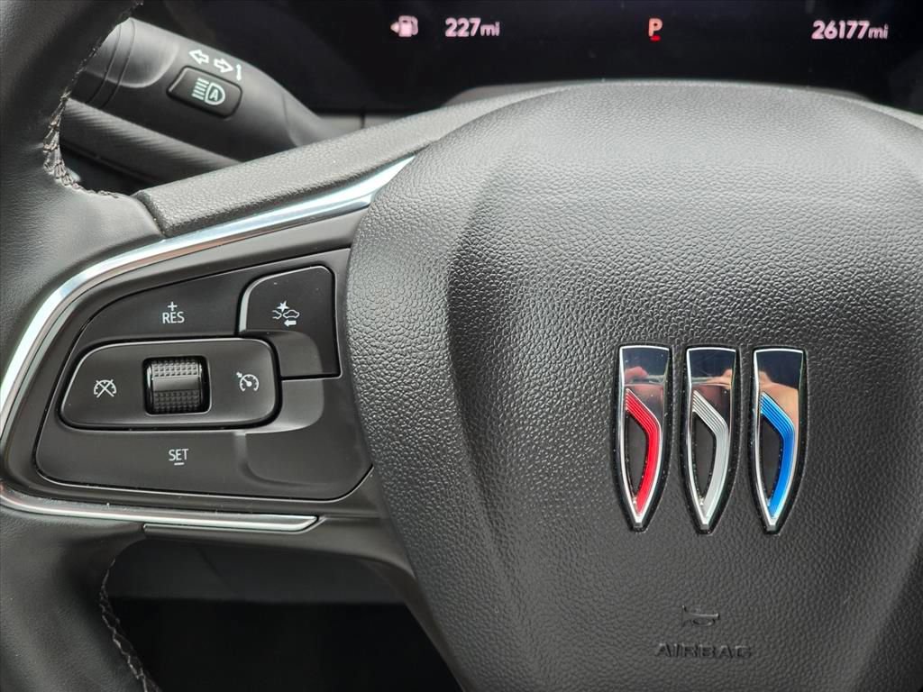 Used 2025 Buick Envista Sport Touring FWD image 17