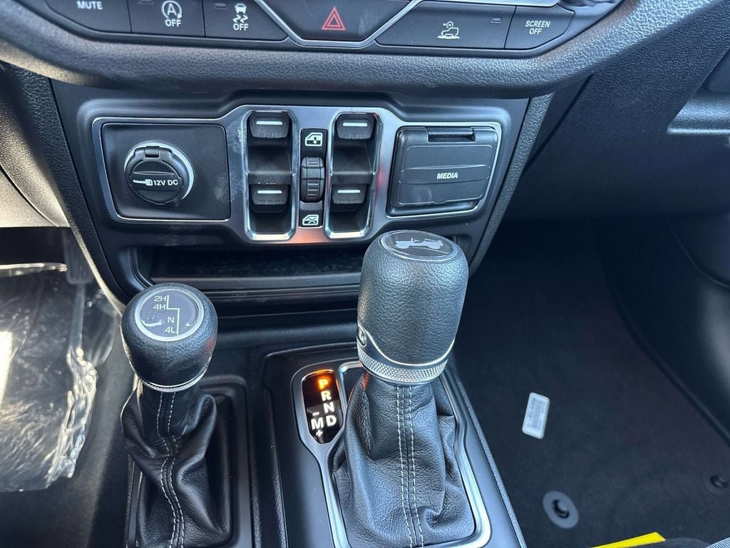 New 2026 Jeep Wrangler Unlimited Sport AWD/4WD image 13