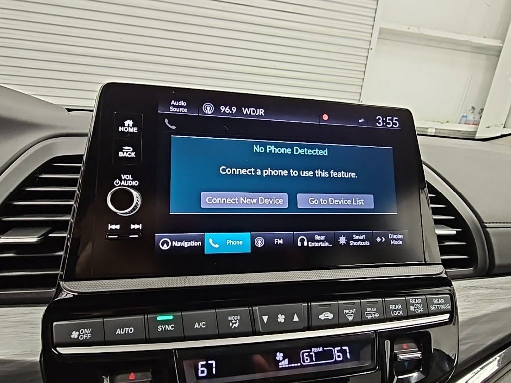 Used 2025 Honda Odyssey Elite image 15