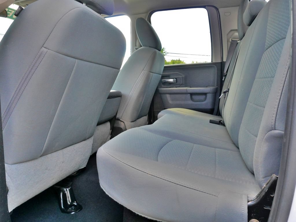Used 2019 RAM 1500 Classic SLT w/ Protection Group AWD/4WD image 16