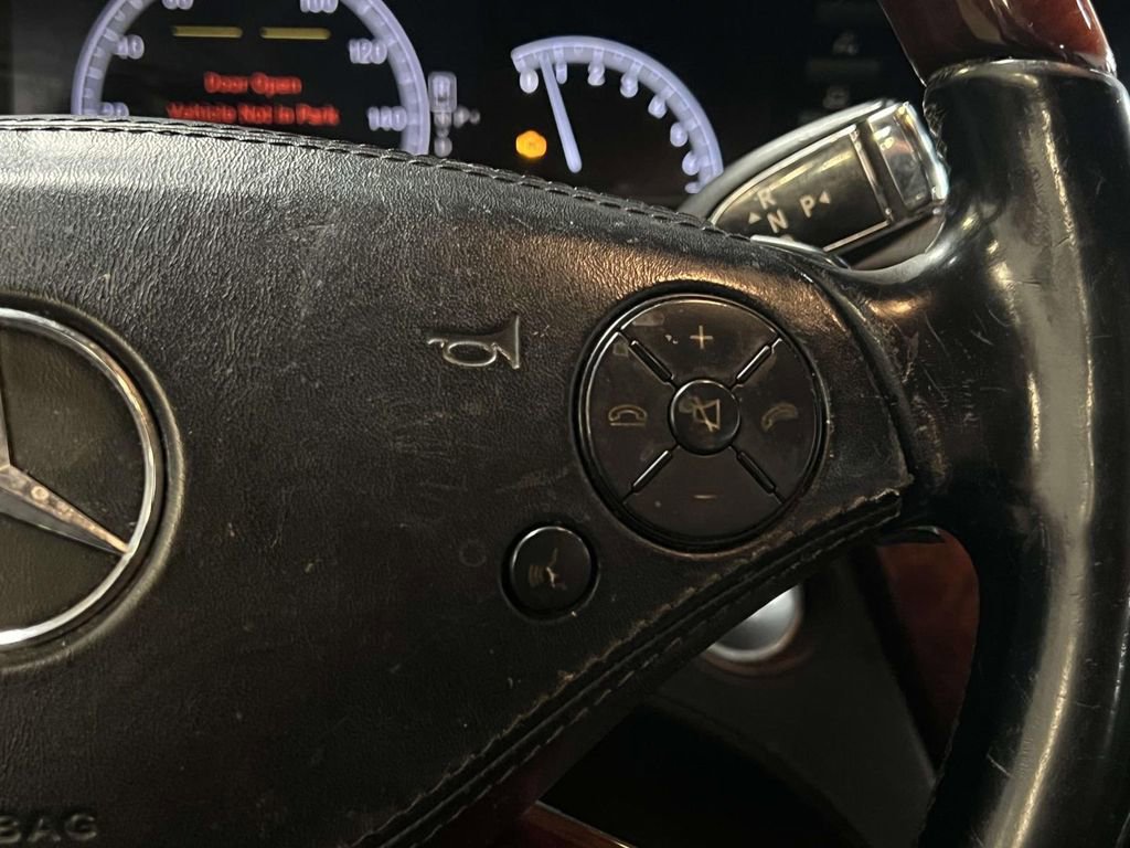 Used 2013 Mercedes-Benz CL 550 4MATIC image 21