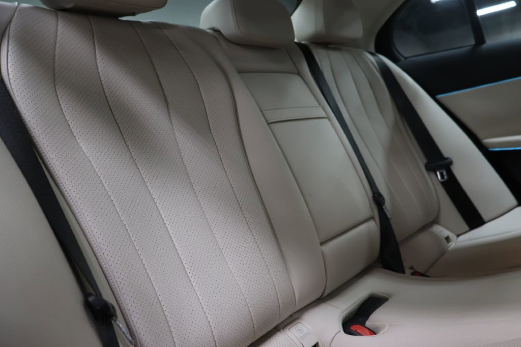 Used 2024 Mercedes-Benz E 450 4MATIC Sedan image 23