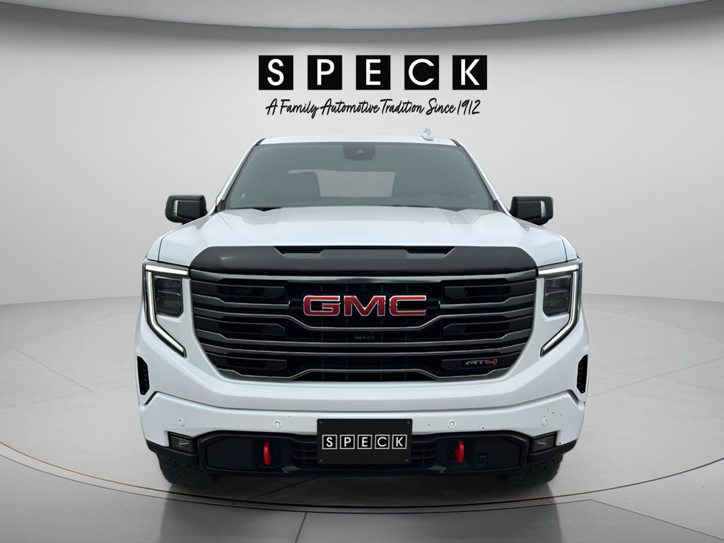 Used 2025 GMC Sierra 1500 AT4 w/ AT4 Premium Package AWD/4WD image 8