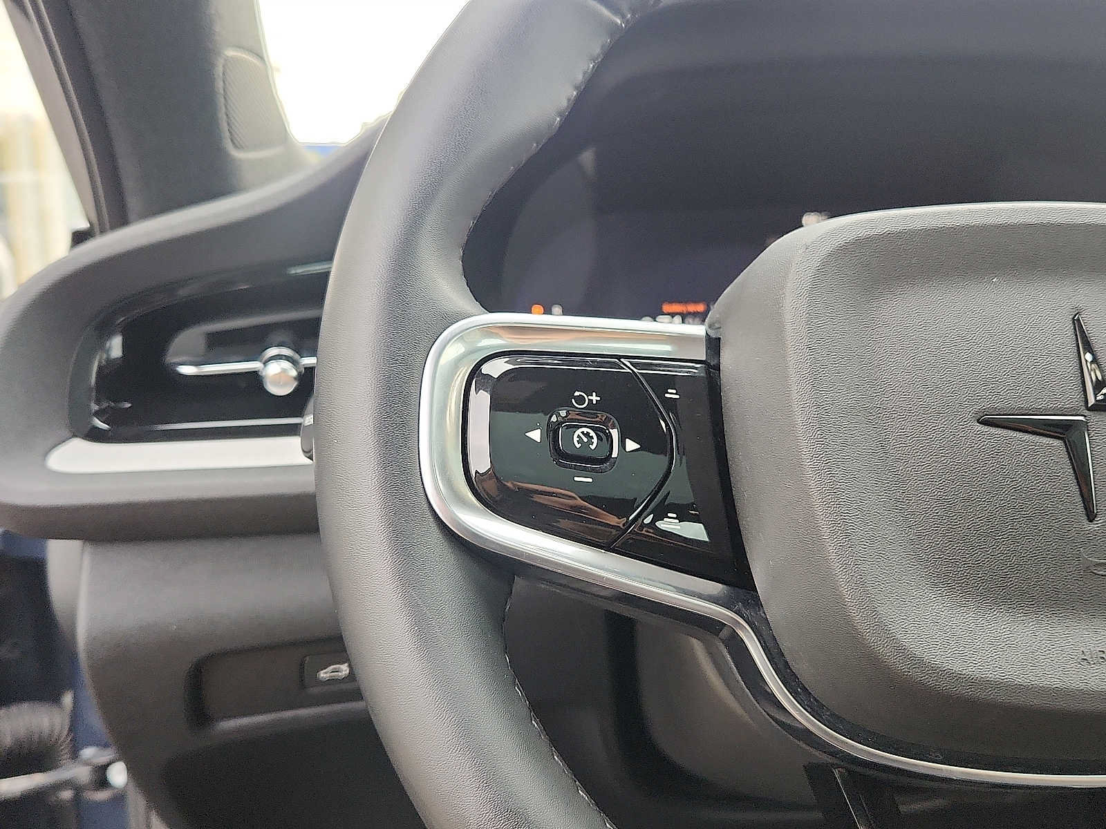 Used 2023 Polestar Polestar 2 w/ Pilot Pack AWD/4WD image 36
