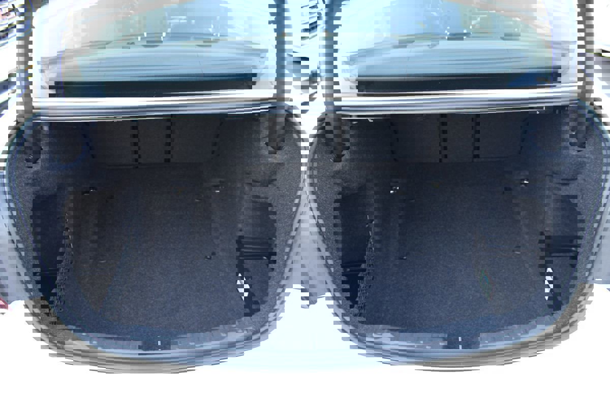 Used 2017 BMW 330i Sedan RWD image 29