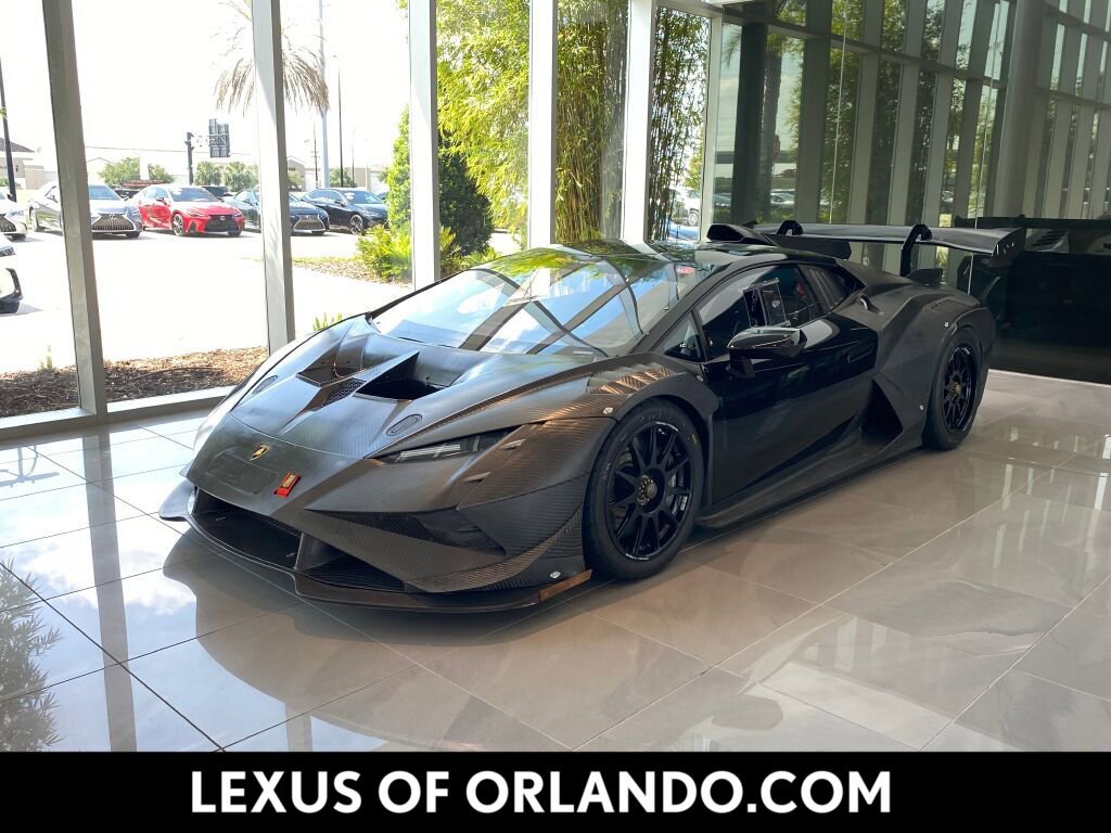 Used 2023 Lamborghini Huracan EVO image 1