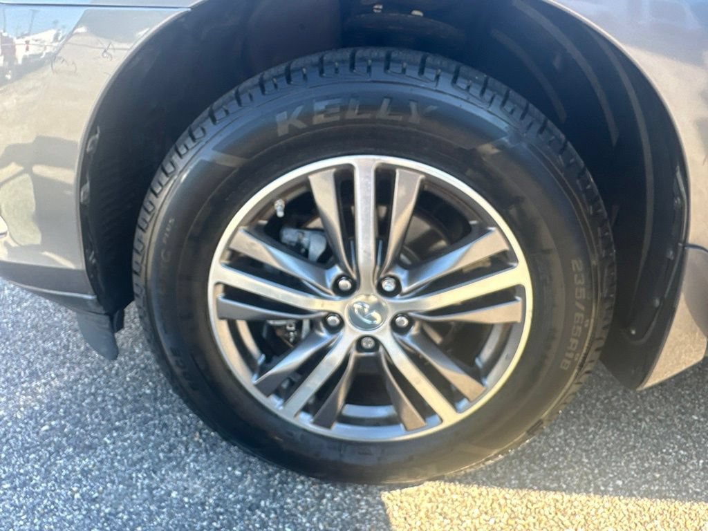 Used 2016 INFINITI QX60 Luxe w/ Premium Plus Package AWD/4WD image 40