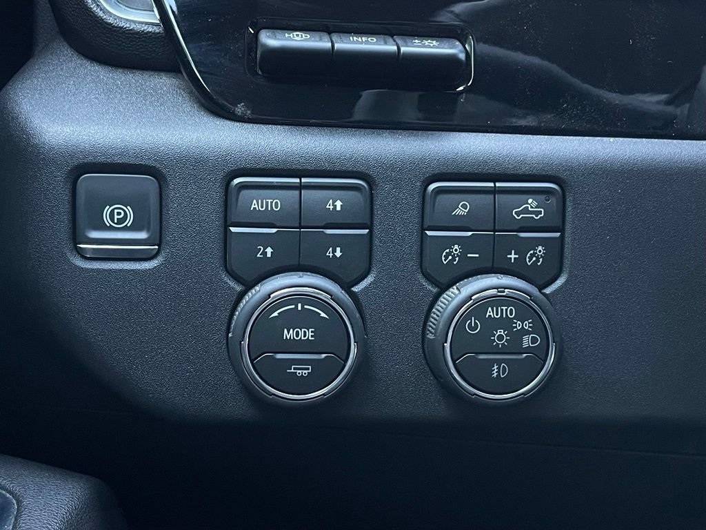 New 2026 Chevrolet Silverado 1500 LTZ w/ LTZ Premium Package AWD/4WD image 13