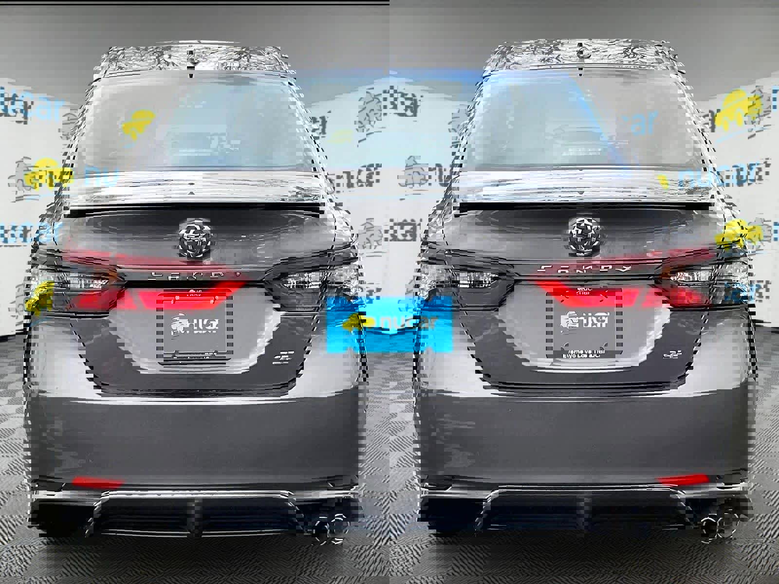 Used 2024 Toyota Camry SE image 5