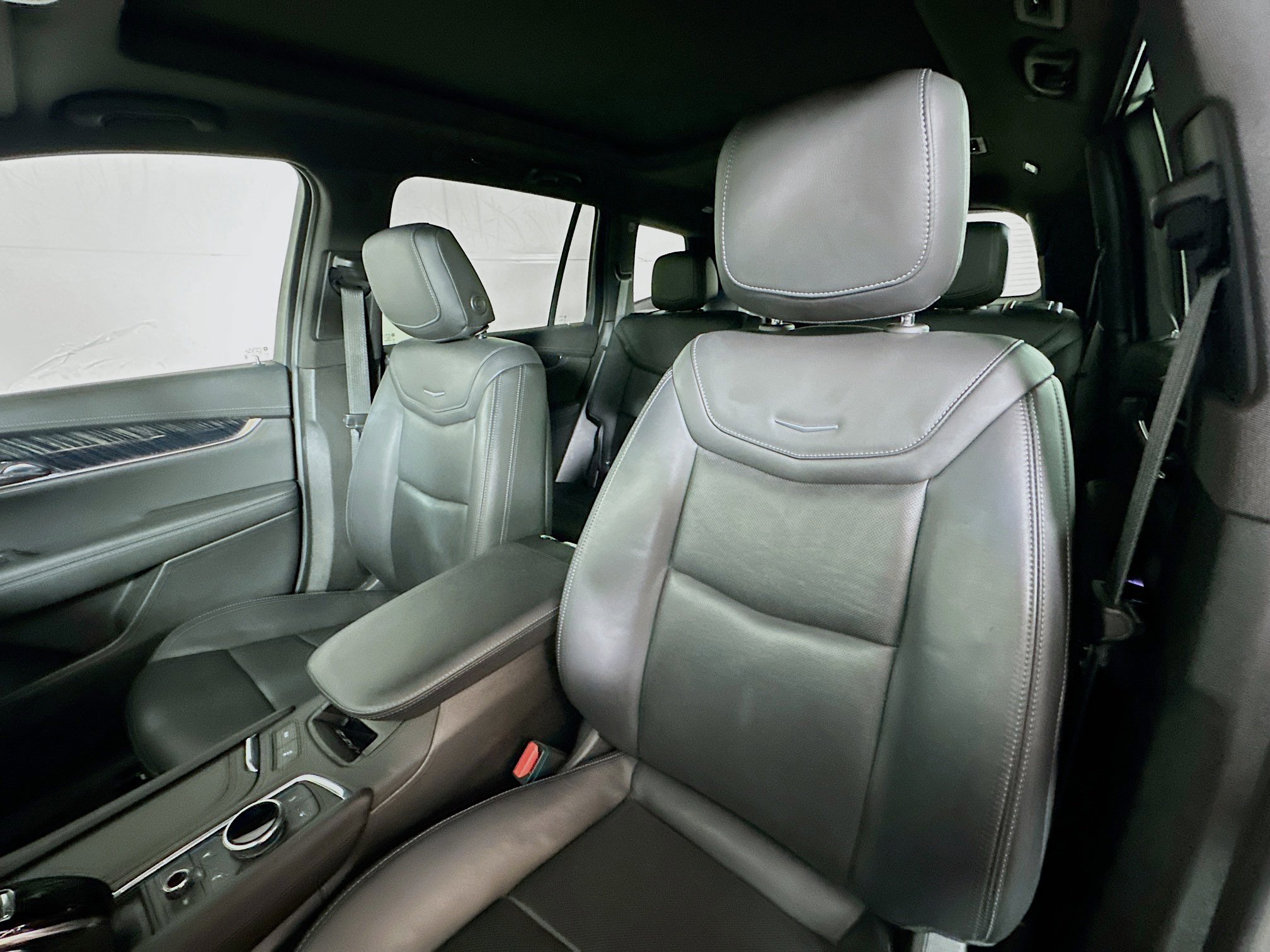 Used 2022 Cadillac XT6 Premium Luxury w/ Technology Package image 21