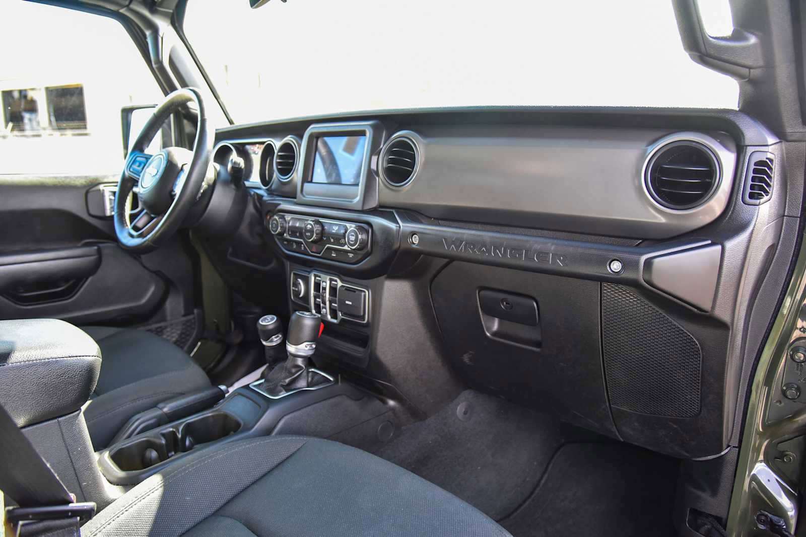 Certified 2022 Jeep Wrangler Unlimited Sport image 10