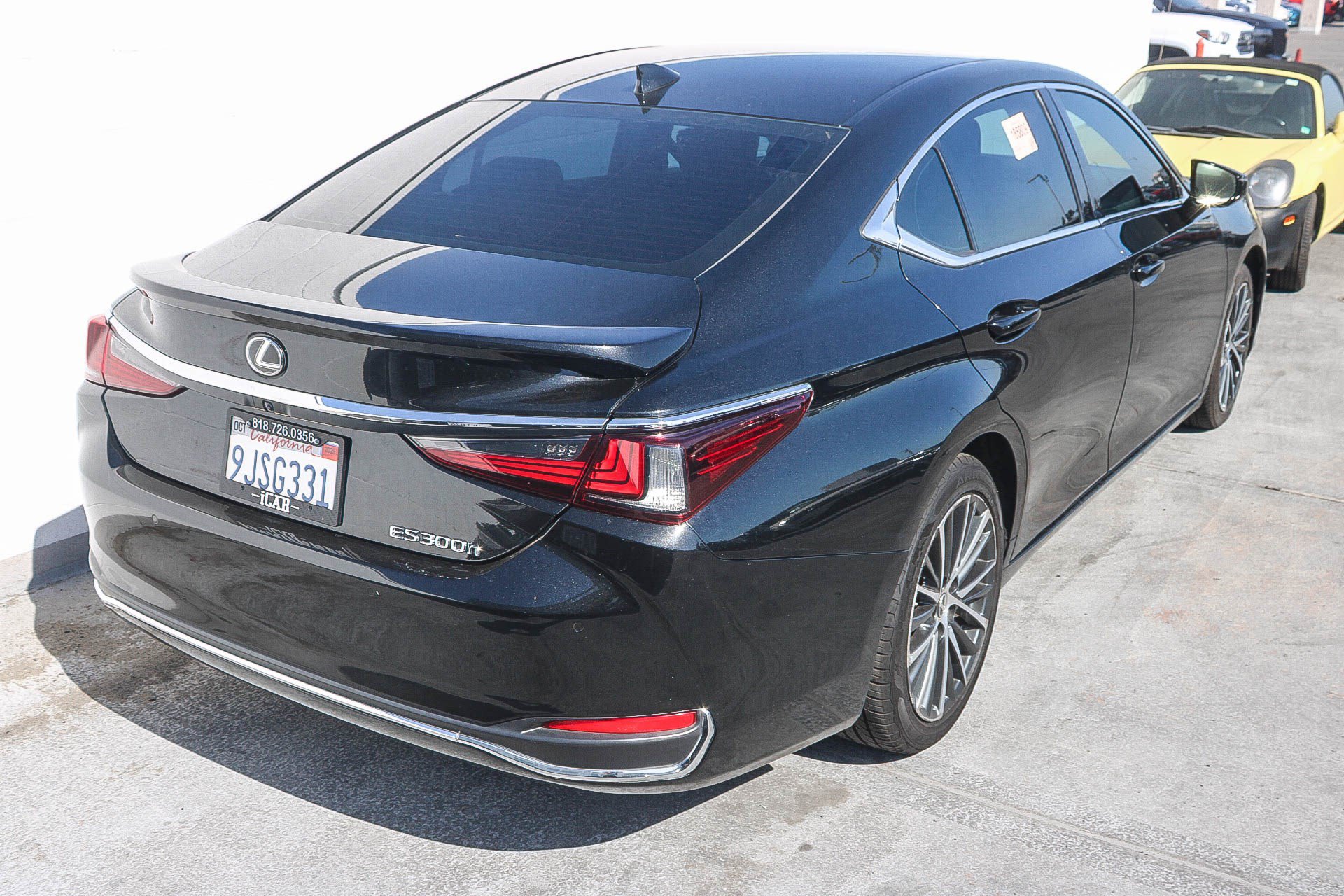 Used 2024 Lexus ES 300h w/ Premium Package FWD image 14