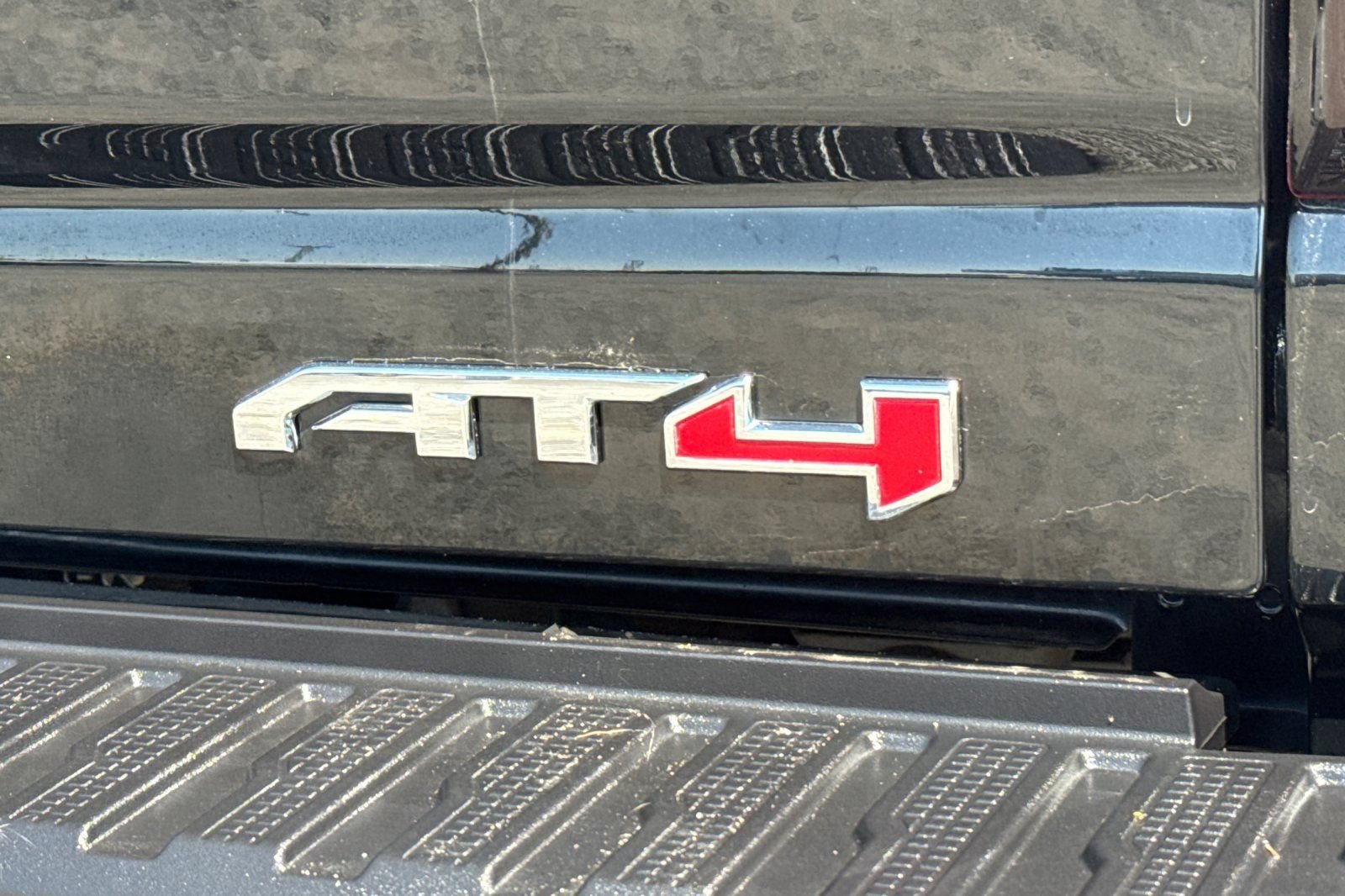 Used 2023 GMC Sierra 2500 AT4 w/ AT4 Preferred Package AWD/4WD image 50