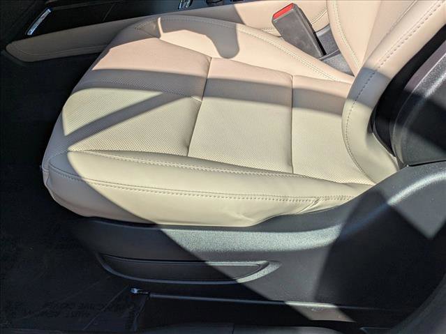 New 2026 Lincoln Corsair Reserve image 4