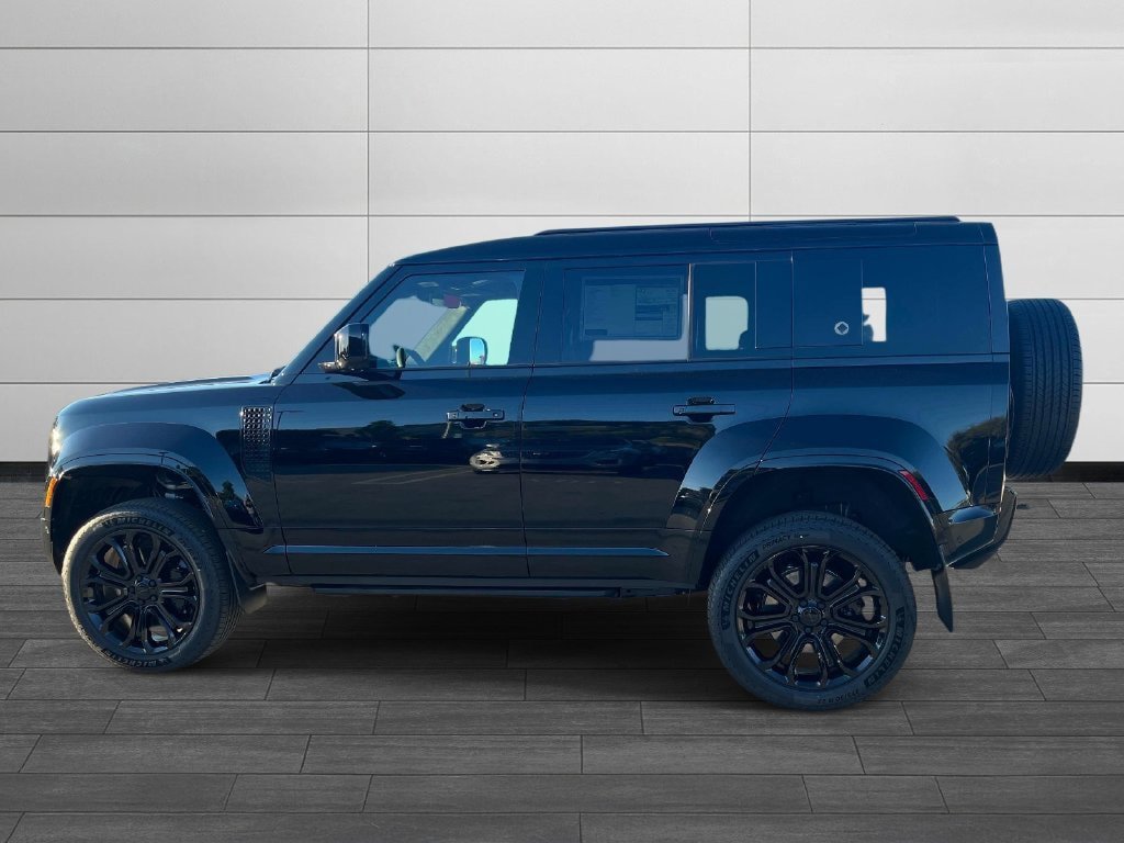 New 2026 Land Rover Defender 110 OCTA AWD/4WD image 2