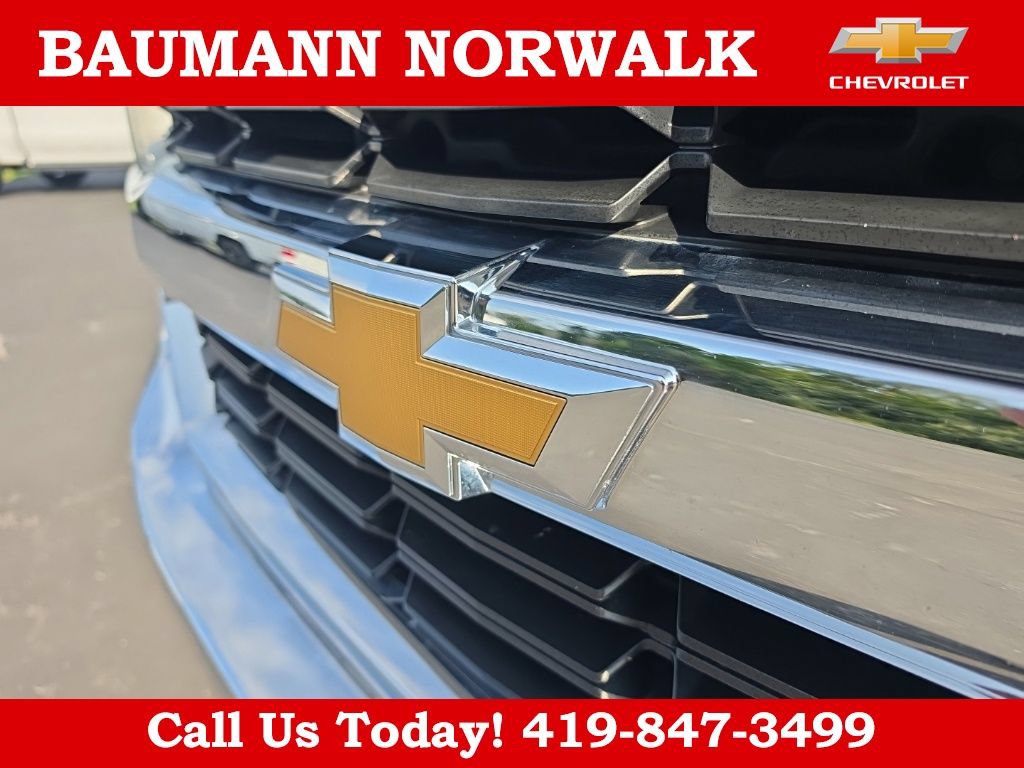 Used 2018 Chevrolet Silverado 1500 LT w/ All Star Edition AWD/4WD image 11