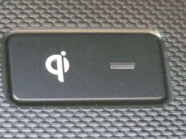 Certified 2025 Hyundai Elantra Limited image 13