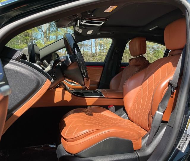 Used 2021 Mercedes-Benz S 580 4MATIC Sedan w/ AMG Line image 14