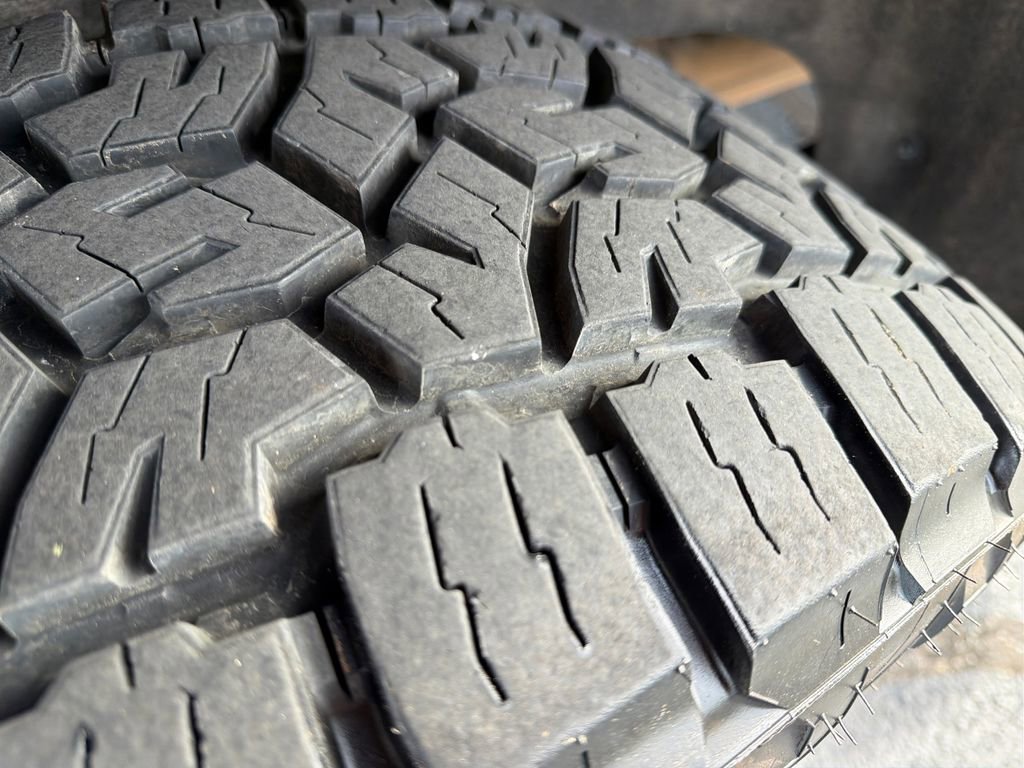 Used 2021 Chevrolet Silverado 1500 LTZ image 34